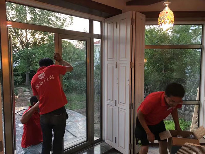 斷橋鋁門(mén)窗